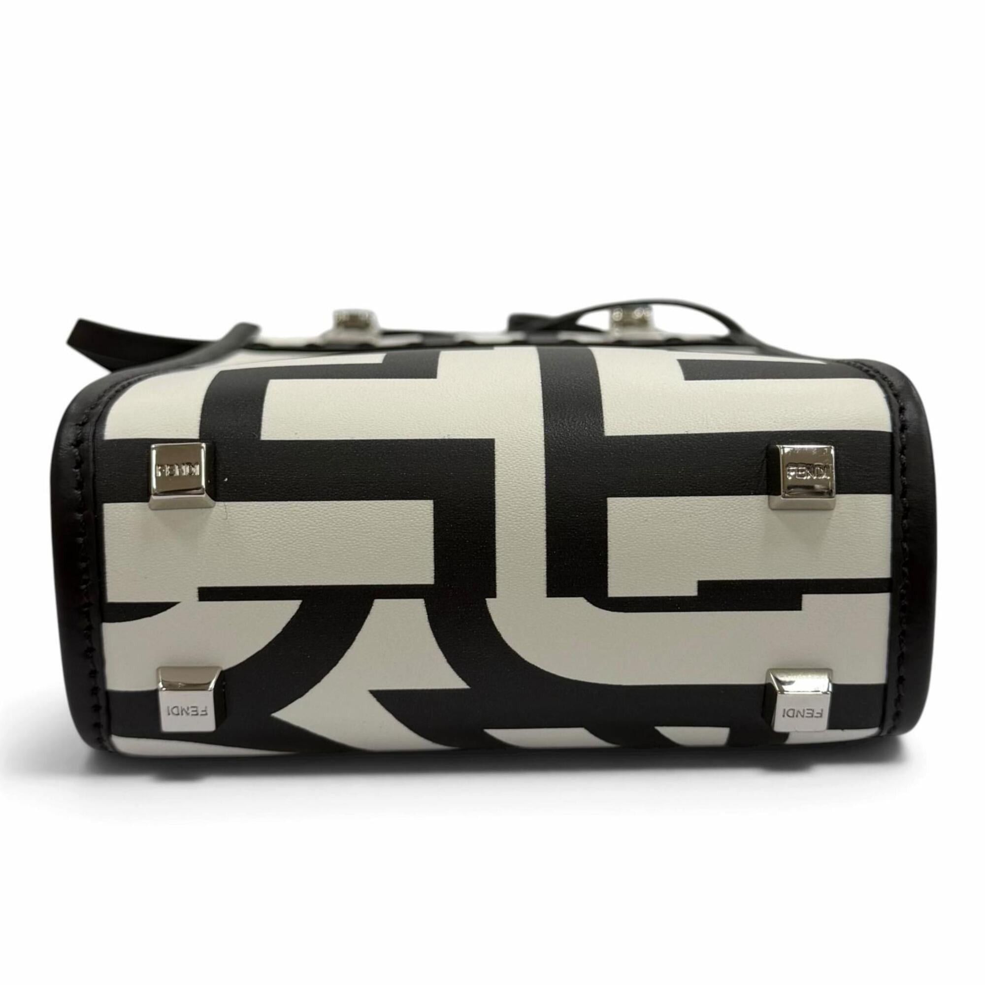 Fendi FENDI x MARC JACOBS Sunshine Shopper Small Leather 2-Way Handbag (White/Black) - Women's Comes with Dust Bag Size ONE SIZE - 5 Thumbnail