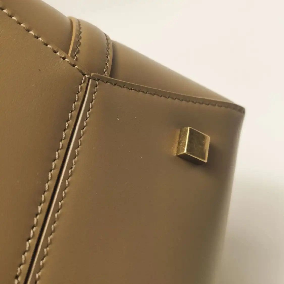 Saint Laurent Paris Saint Laurent Paris YSL LE 37 Small brown cowhide leather quilted crossbody bag Size ONE SIZE - 10 Thumbnail