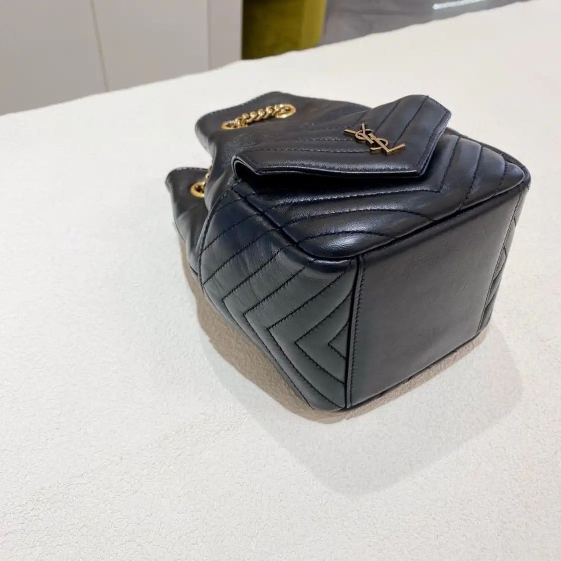 Saint Laurent Paris Saint Laurent Paris YSL bucket bag black sheepskin quilted Vcrossbody bag Size ONE SIZE - 5 Thumbnail