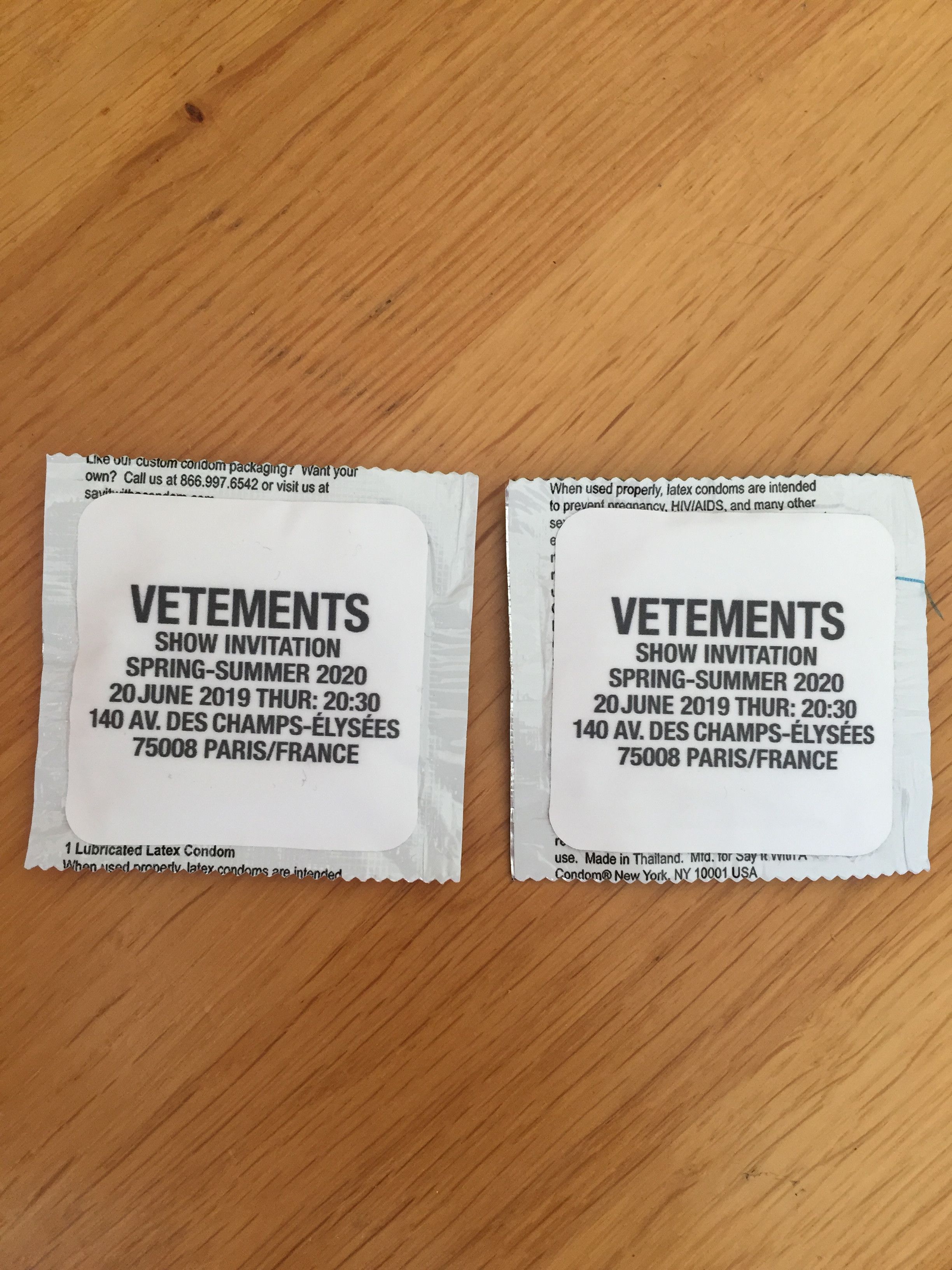 Vetements Vetements condoms Size ONE SIZE - 2 Preview