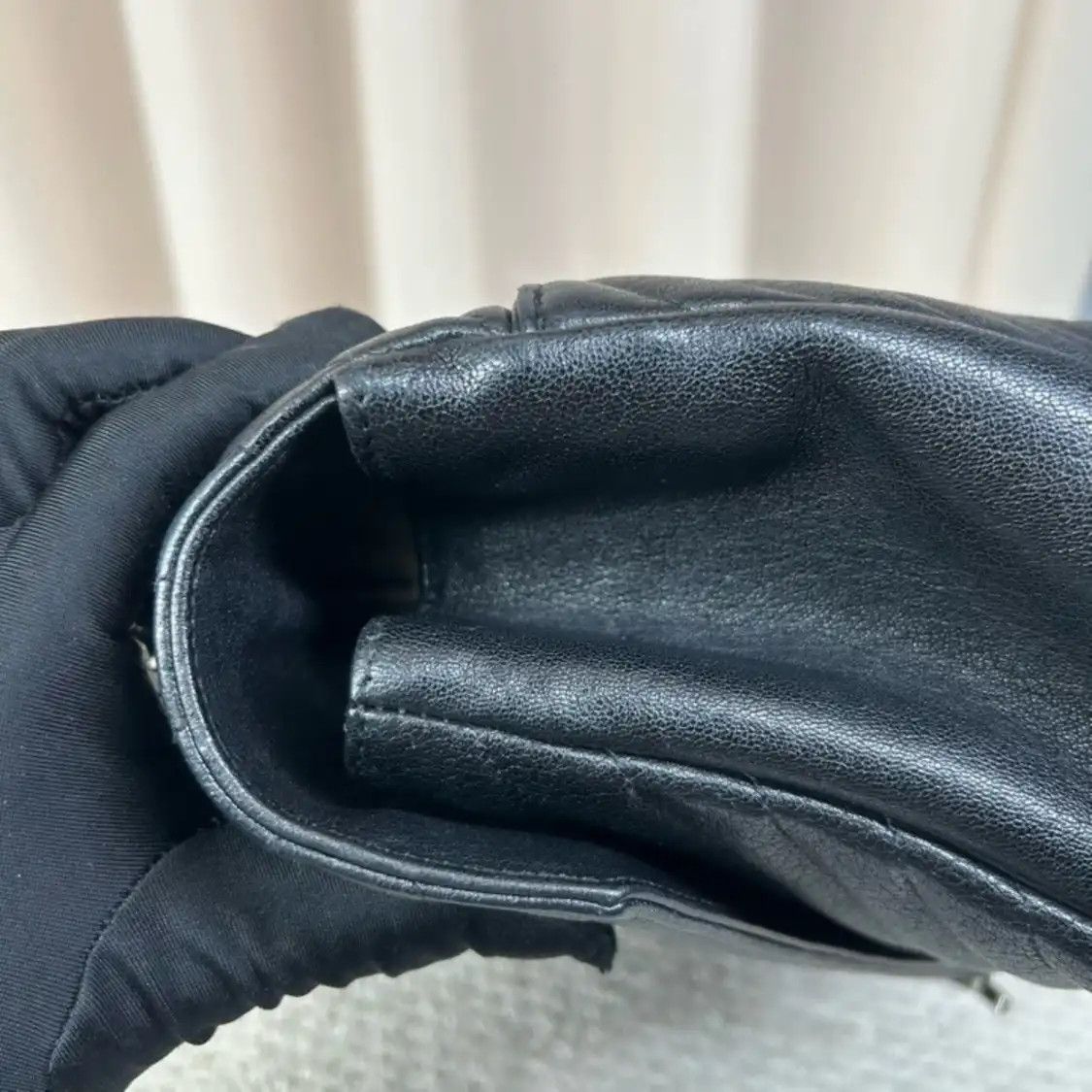 Saint Laurent Paris Saint Laurent Paris YSL COLLEGE Large black cowhide leather quilted Venvelope cl Size ONE SIZE - 4 Thumbnail