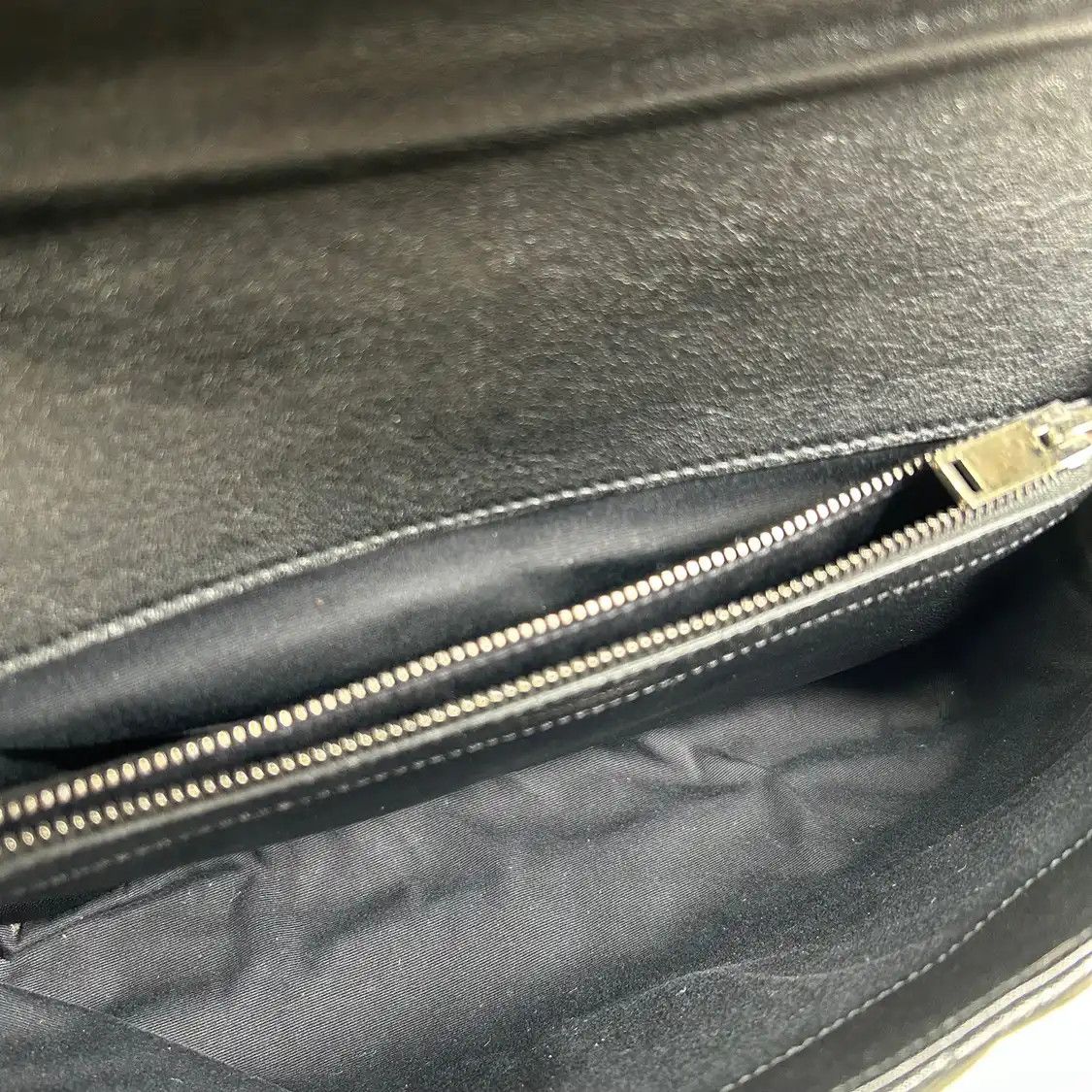 Saint Laurent Paris Saint Laurent Paris YSL COLLEGE Large black cowhide leather quilted Venvelope cl Size ONE SIZE - 2 Thumbnail