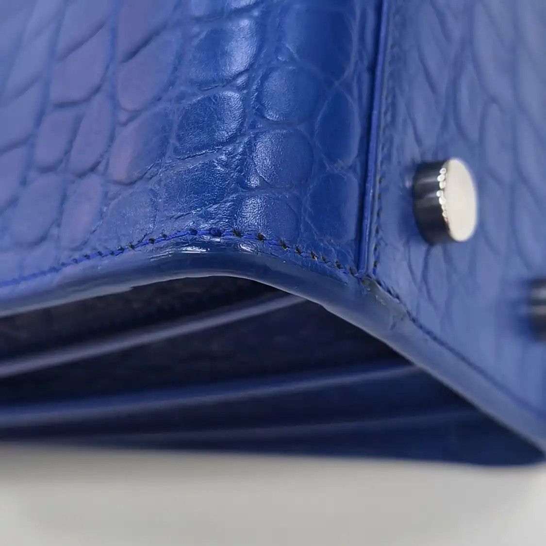 Saint Laurent Paris Saint Laurent Paris YSL SAC DE JOUR blue cowhide leather embossed crocodile shou Size ONE SIZE - 10 Thumbnail