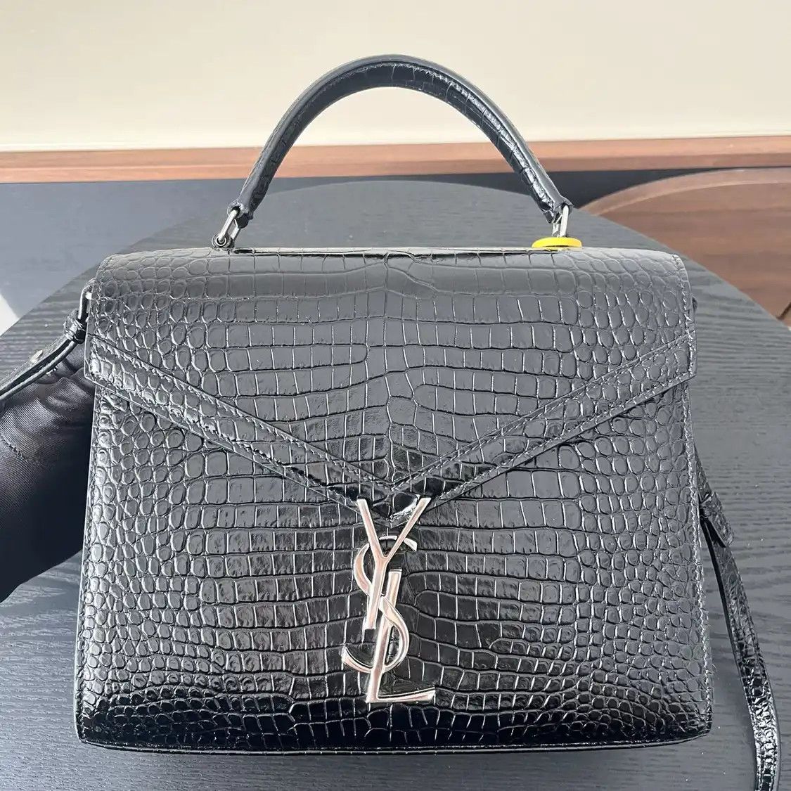 Saint Laurent Paris Saint Laurent Paris YSL CASSANDRA Medium black cowhide leather embossed handbag Size ONE SIZE - 2 Thumbnail