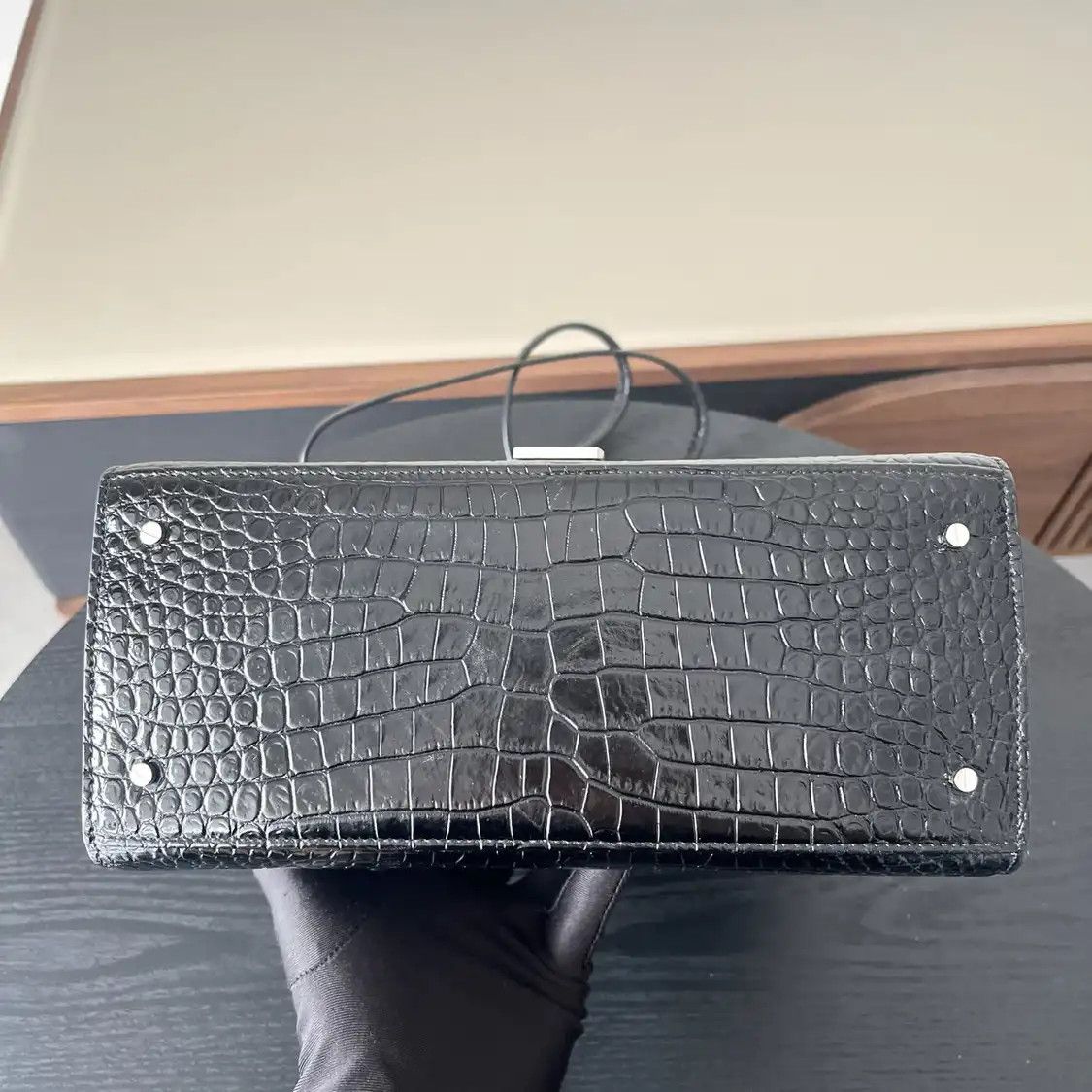 Saint Laurent Paris Saint Laurent Paris YSL CASSANDRA Medium black cowhide leather embossed handbag Size ONE SIZE - 6 Thumbnail