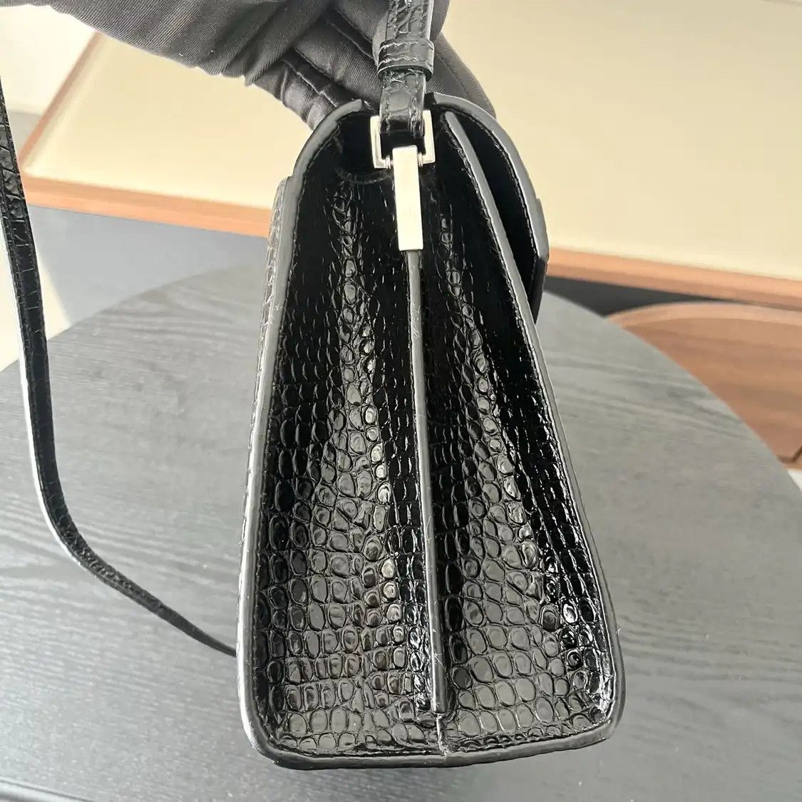 Saint Laurent Paris Saint Laurent Paris YSL CASSANDRA Medium black cowhide leather embossed handbag Size ONE SIZE - 3 Thumbnail