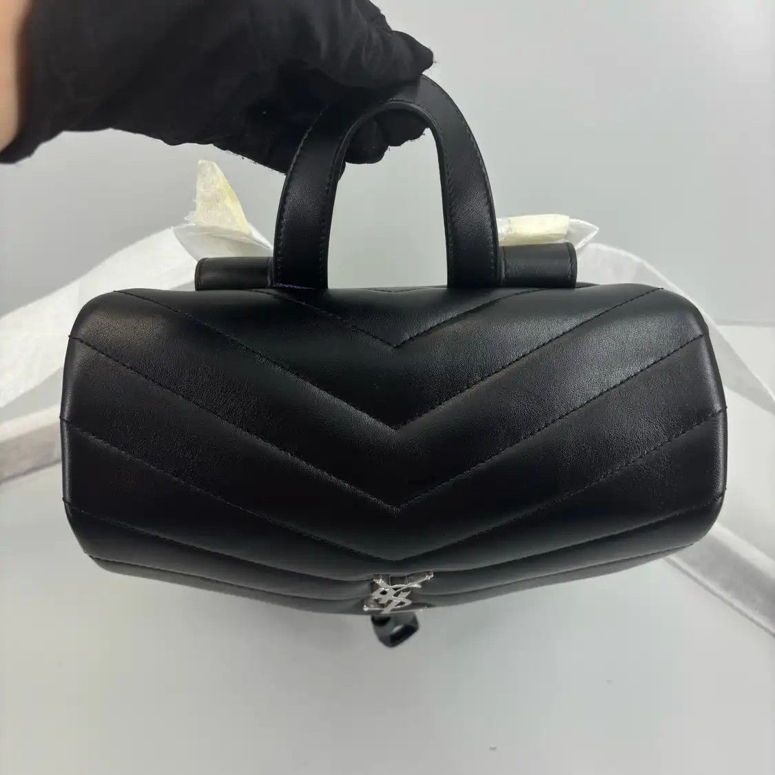 Saint Laurent Paris Saint Laurent Paris YSL LOULOU black cowhide leather quilted Vsquare minibackpac Size ONE SIZE - 9 Thumbnail