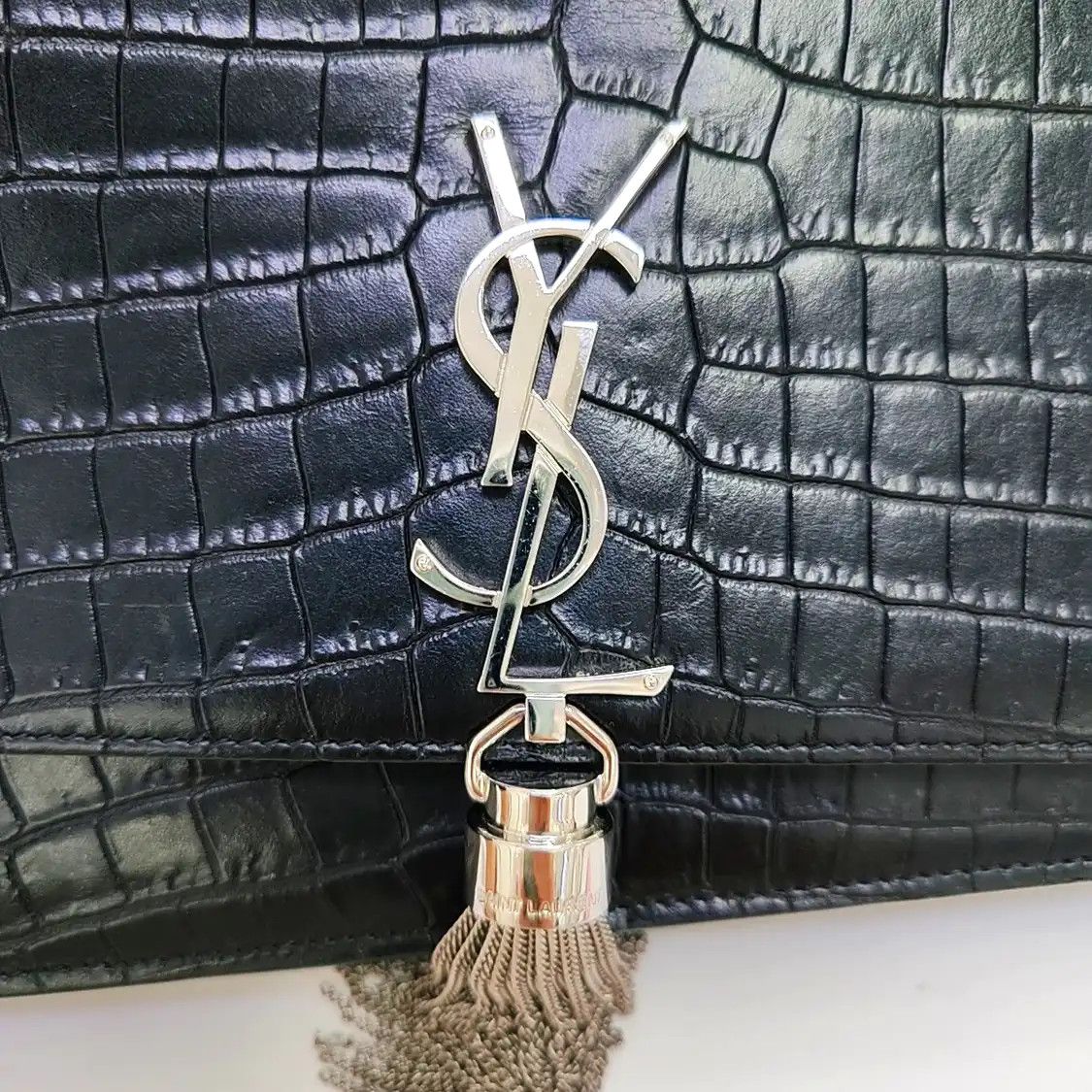 Saint Laurent Paris Saint Laurent Paris YSL KATE WOC black cowhide leather fringe embossed flap bag Size ONE SIZE - 10 Thumbnail