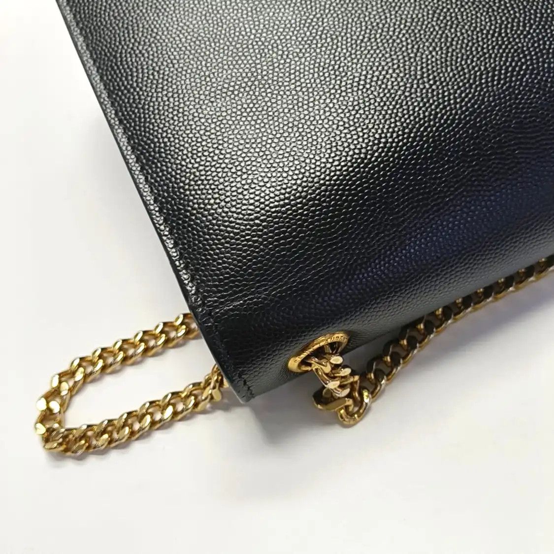 Saint Laurent Paris Saint Laurent Paris YSL KATE Medium black cowhide leather embossed chain bag fla Size ONE SIZE - 13 Thumbnail