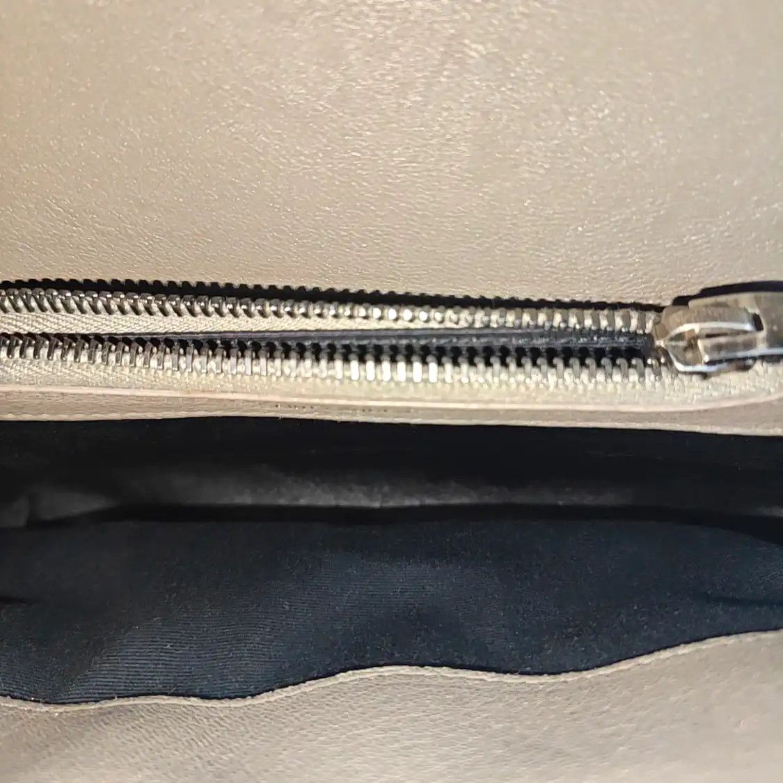 Saint Laurent Paris Saint Laurent Paris YSL COLLEGE Medium grey sheepskin quilted envelope clutch sh Size ONE SIZE - 7 Thumbnail