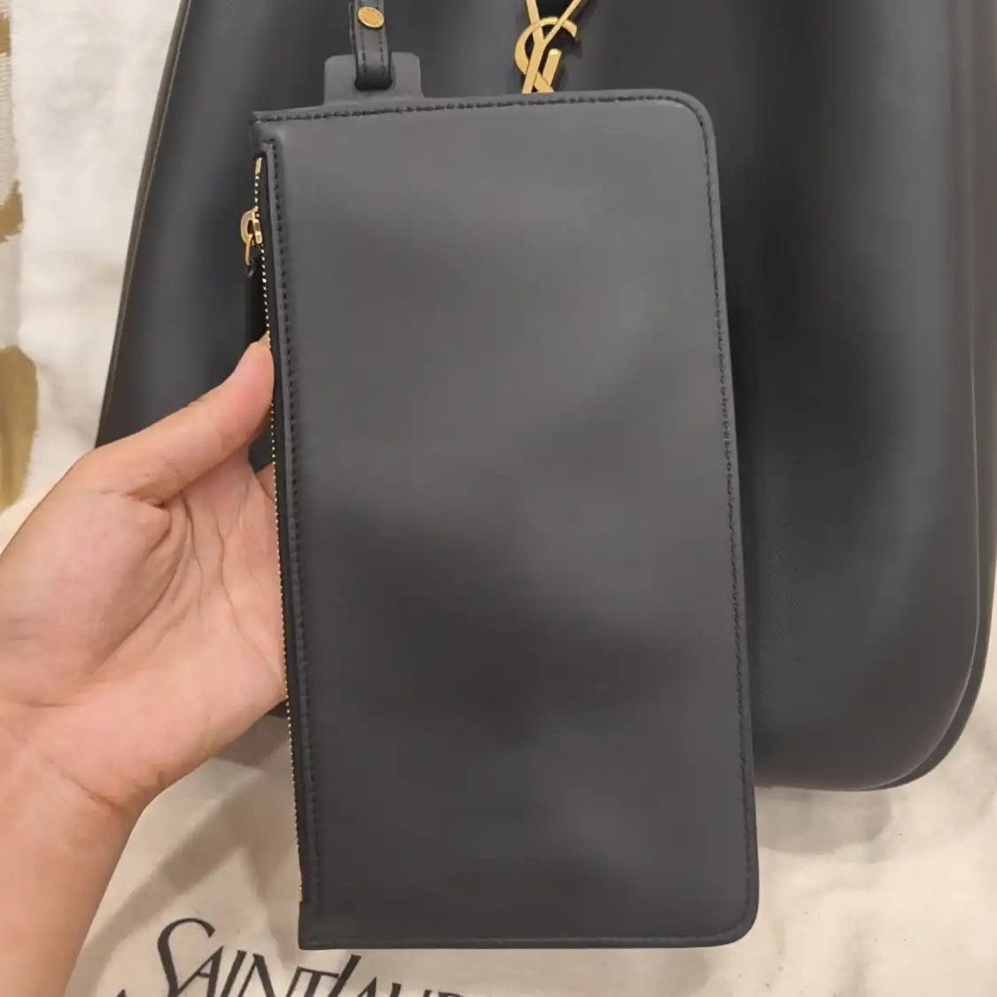 Saint Laurent Paris Saint Laurent Paris YSL LE 5 à 7 Large black cowhide leather shoulder bag should Size ONE SIZE - 9 Thumbnail