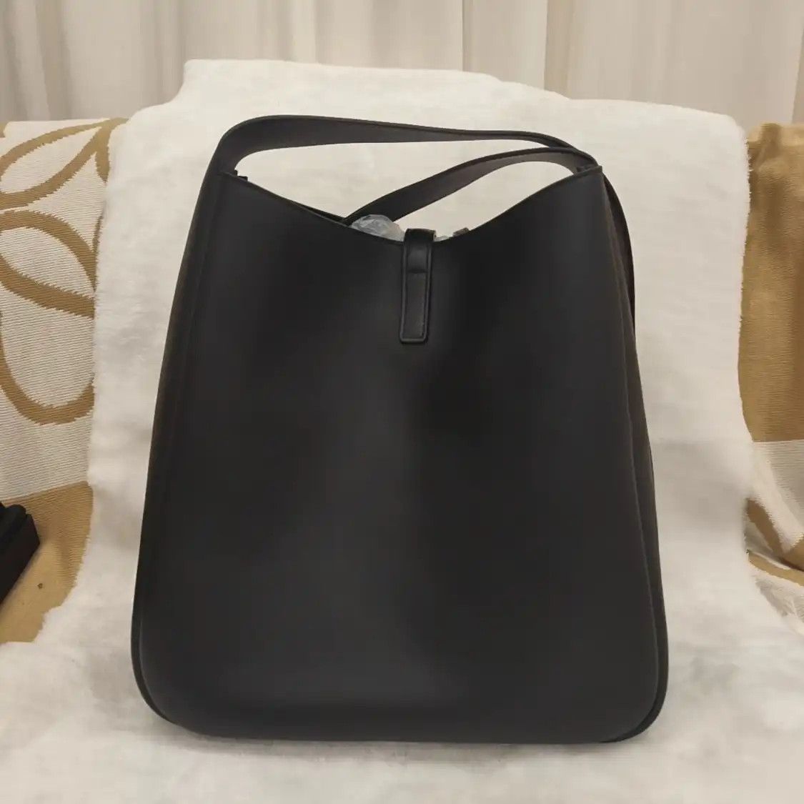 Saint Laurent Paris Saint Laurent Paris YSL LE 5 à 7 Large black cowhide leather shoulder bag should Size ONE SIZE - 4 Thumbnail