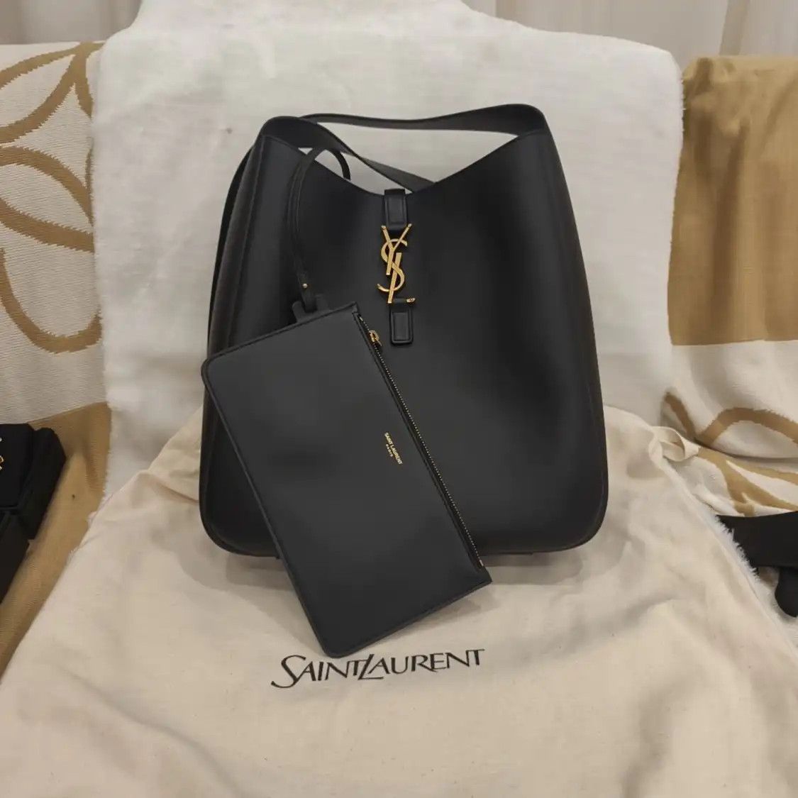 Saint Laurent Paris Saint Laurent Paris YSL LE 5 à 7 Large black cowhide leather shoulder bag should Size ONE SIZE - 7 Thumbnail