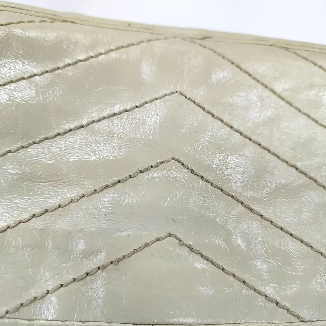 Saint Laurent Paris Saint Laurent Paris YSL NIKI Small beige cowhide leather quilted Vshoulder bag r Size ONE SIZE - 11 Thumbnail