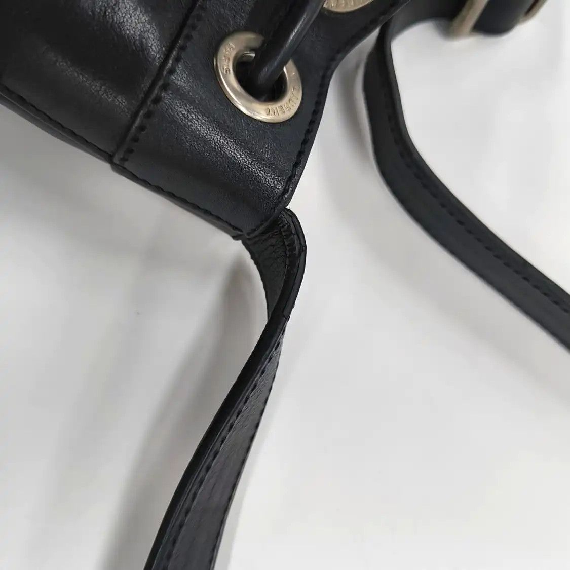 Saint Laurent Paris Saint Laurent Paris YSL bucket bag black cowhide leather shoulder bag crossbody Size ONE SIZE - 13 Thumbnail