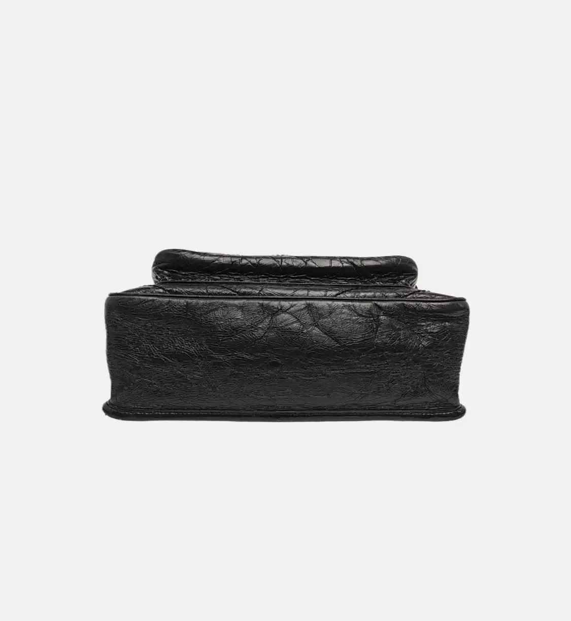 Saint Laurent Paris Saint Laurent Paris YSL NIKI black cowhide leather quilted Vshoulder bag black r Size ONE SIZE - 6 Thumbnail