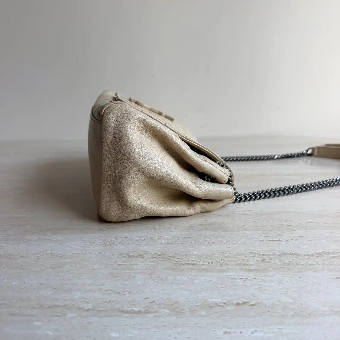 Saint Laurent Paris Saint Laurent Paris YSL NOLITA Small beige sheepskin quiltedV洛丽塔shoulder bag Size ONE SIZE - 3 Thumbnail