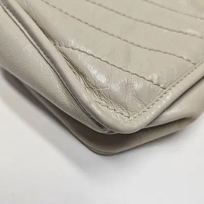 Saint Laurent Paris Saint Laurent Paris YSL NIKI Medium white cowhide leather quilted Vshoulder bag Size ONE SIZE - 12 Thumbnail