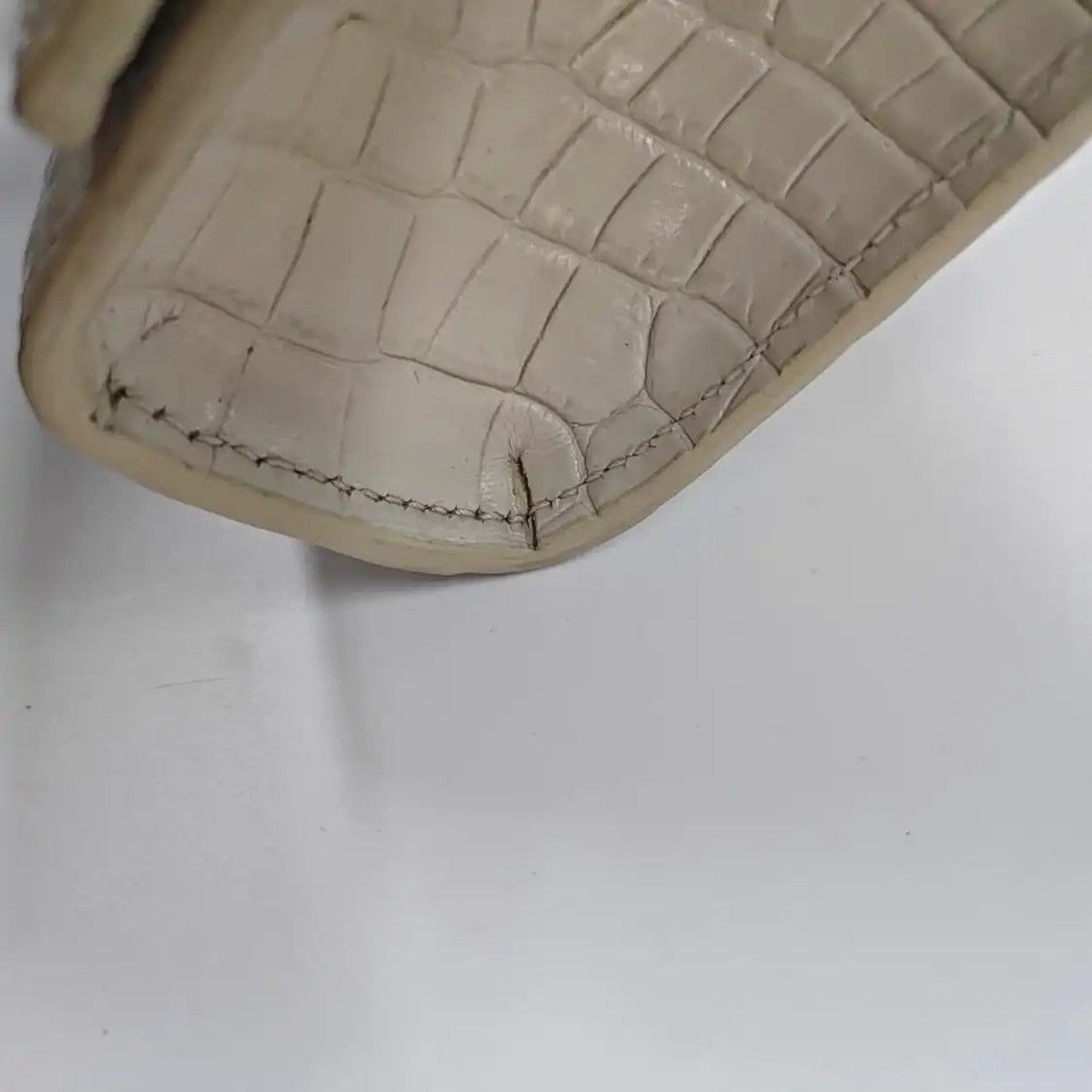Saint Laurent Paris Saint Laurent Paris YSL KATE WOC white cowhide leather crocodile flap bag chain Size ONE SIZE - 10 Thumbnail