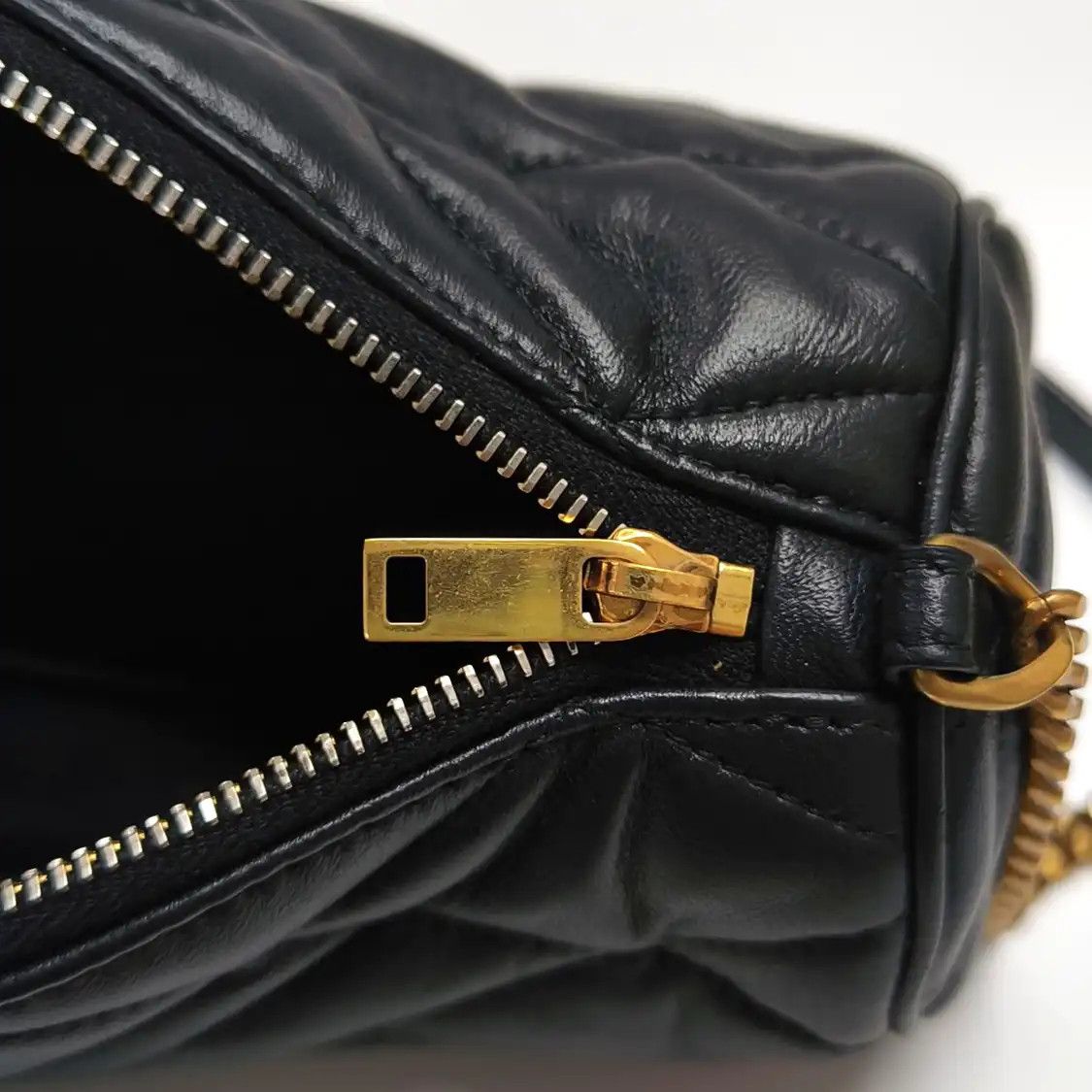 Saint Laurent Paris Saint Laurent Paris YSL black sheepskin quilted handbag gold hardware Size ONE SIZE - 11 Thumbnail
