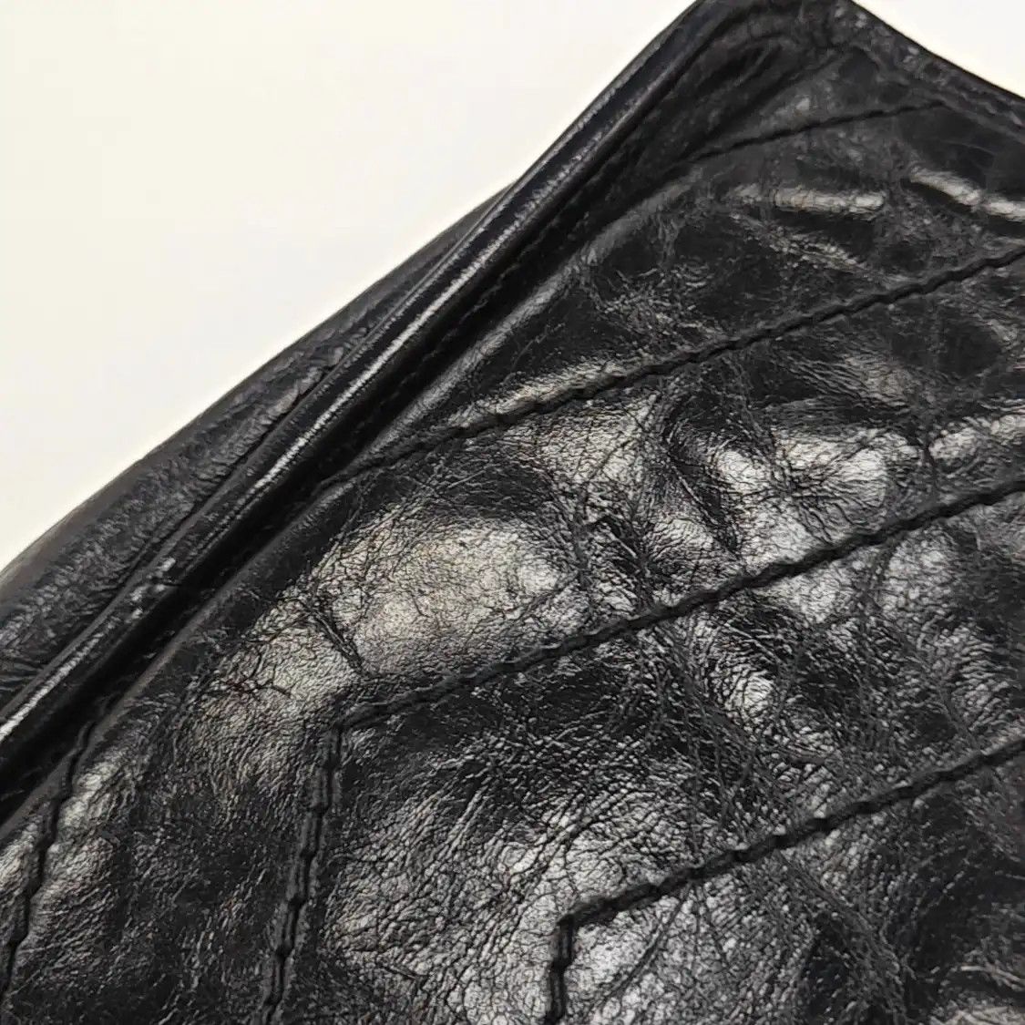 Saint Laurent Paris Saint Laurent Paris YSL NIKI Small black cowhide leather quilted Vshoulder bag c Size ONE SIZE - 10 Thumbnail