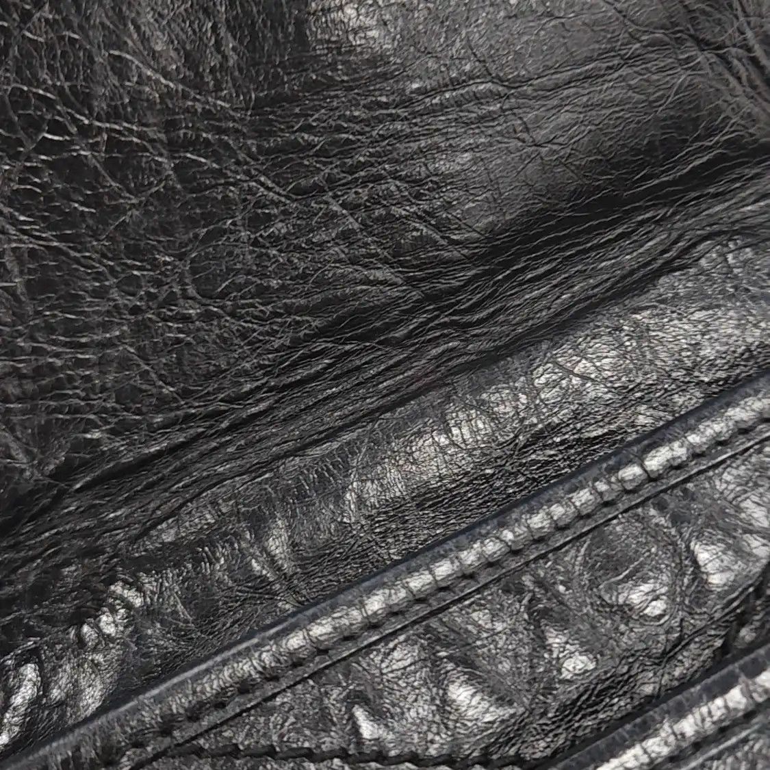 Saint Laurent Paris Saint Laurent Paris YSL NIKI Small black cowhide leather quilted Vshoulder bag c Size ONE SIZE - 9 Thumbnail