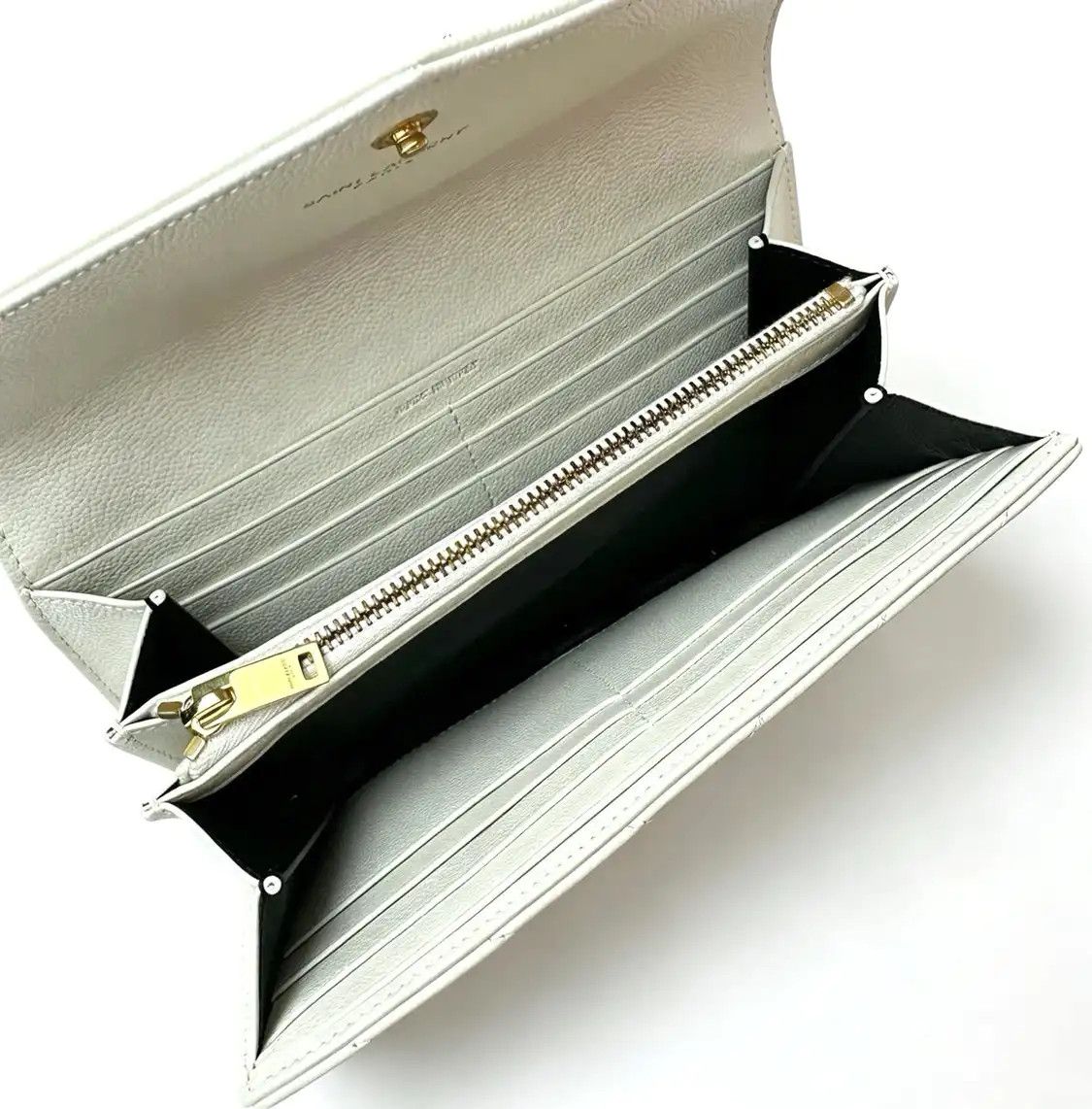 Saint Laurent Paris Saint Laurent Paris YSL MONOGRAM white cowhide leather quilted Vclutch Size ONE SIZE - 6 Thumbnail