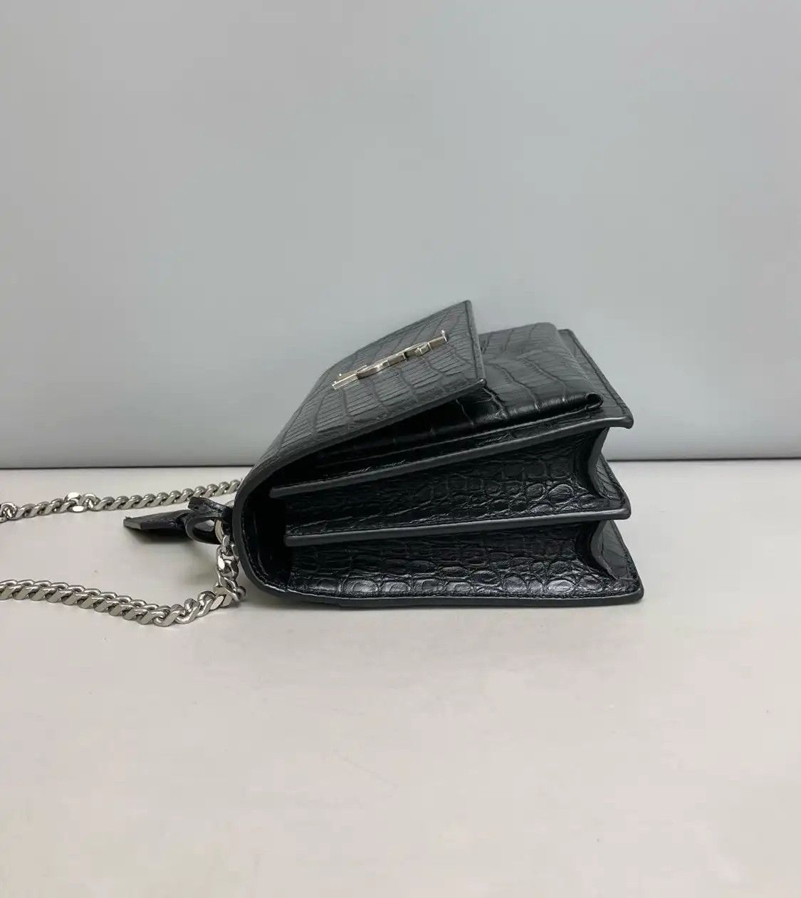 Saint Laurent Paris Saint Laurent Paris YSL SUNSET Medium black cowhide leather crocodile 日落bag cros Size ONE SIZE - 2 Thumbnail