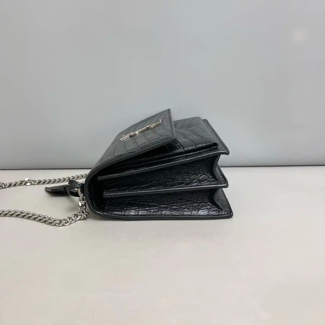 Saint Laurent Paris Saint Laurent Paris YSL SUNSET Medium black cowhide leather crocodile 日落bag cros Size ONE SIZE - 8 Thumbnail