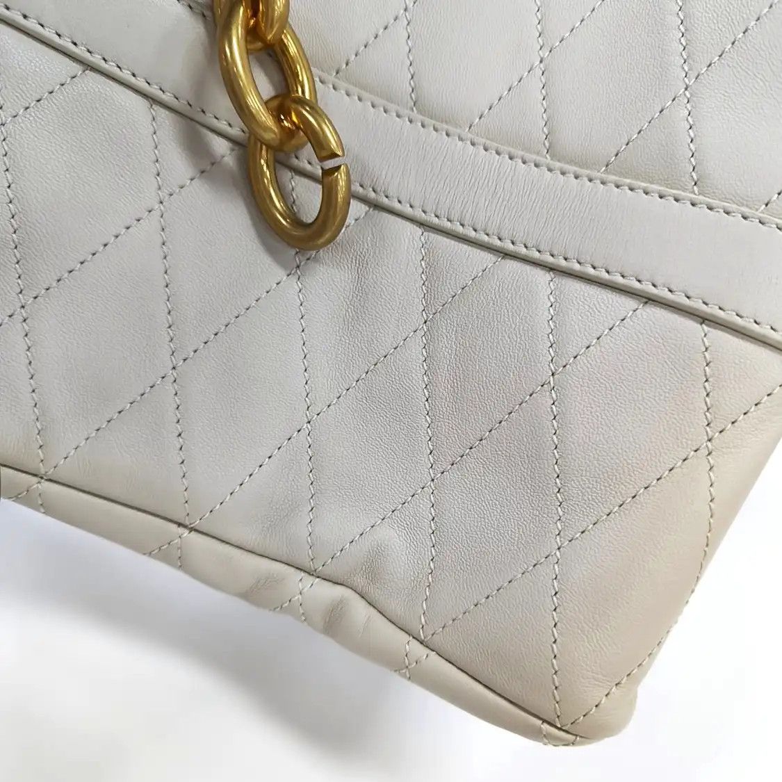 Saint Laurent Paris Saint Laurent Paris YSL white sheepskin quilted shoulder bag crossbody bag gold Size ONE SIZE - 9 Thumbnail