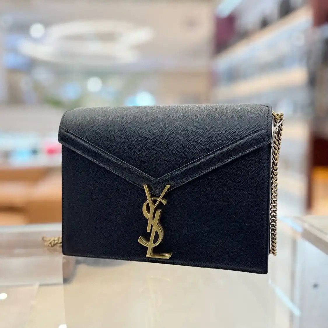 Saint Laurent Paris Saint Laurent Paris YSL CASSANDRA black cowhide leather quilted pebbled crossbod Size ONE SIZE - 5 Thumbnail