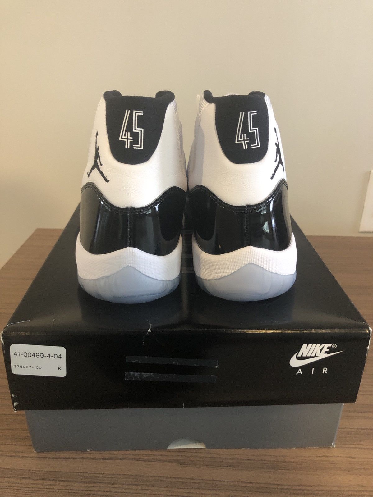 Jordan Brand Air Jordan 11 Retro 2018 Concord Size US 11 / EU 44 - 4 Thumbnail