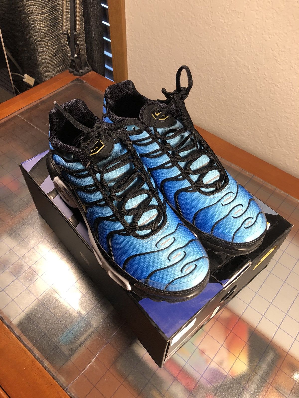 nike air max plus sky blue