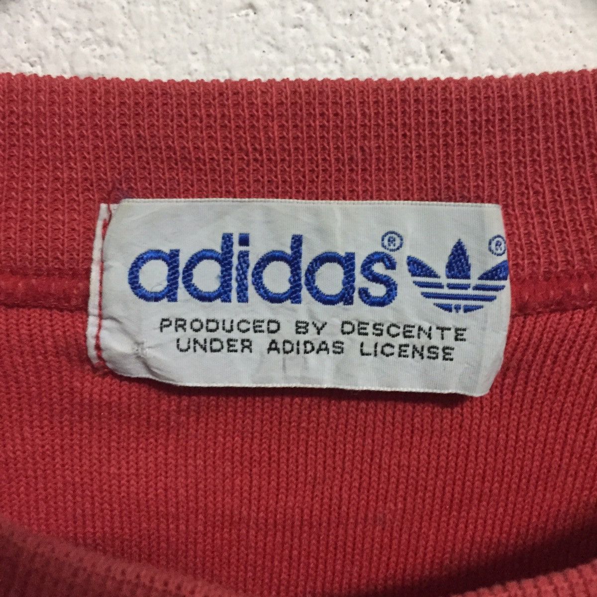 Adidas Vintage Adidas Sweatshirt (Produce by Descente) Size US M / EU 48-50 / 2 - 6 Thumbnail