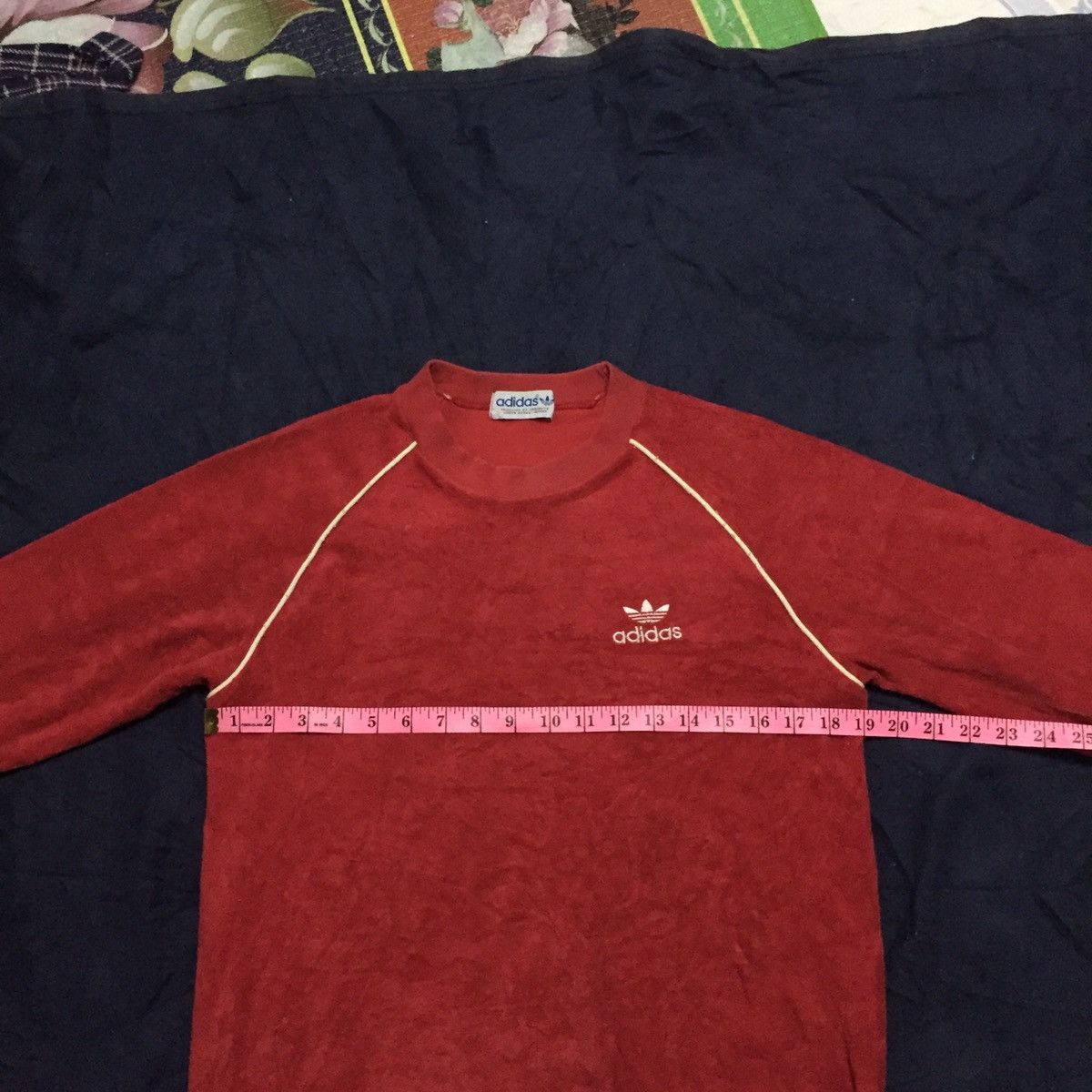 Adidas Vintage Adidas Sweatshirt (Produce by Descente) Size US M / EU 48-50 / 2 - 5 Thumbnail