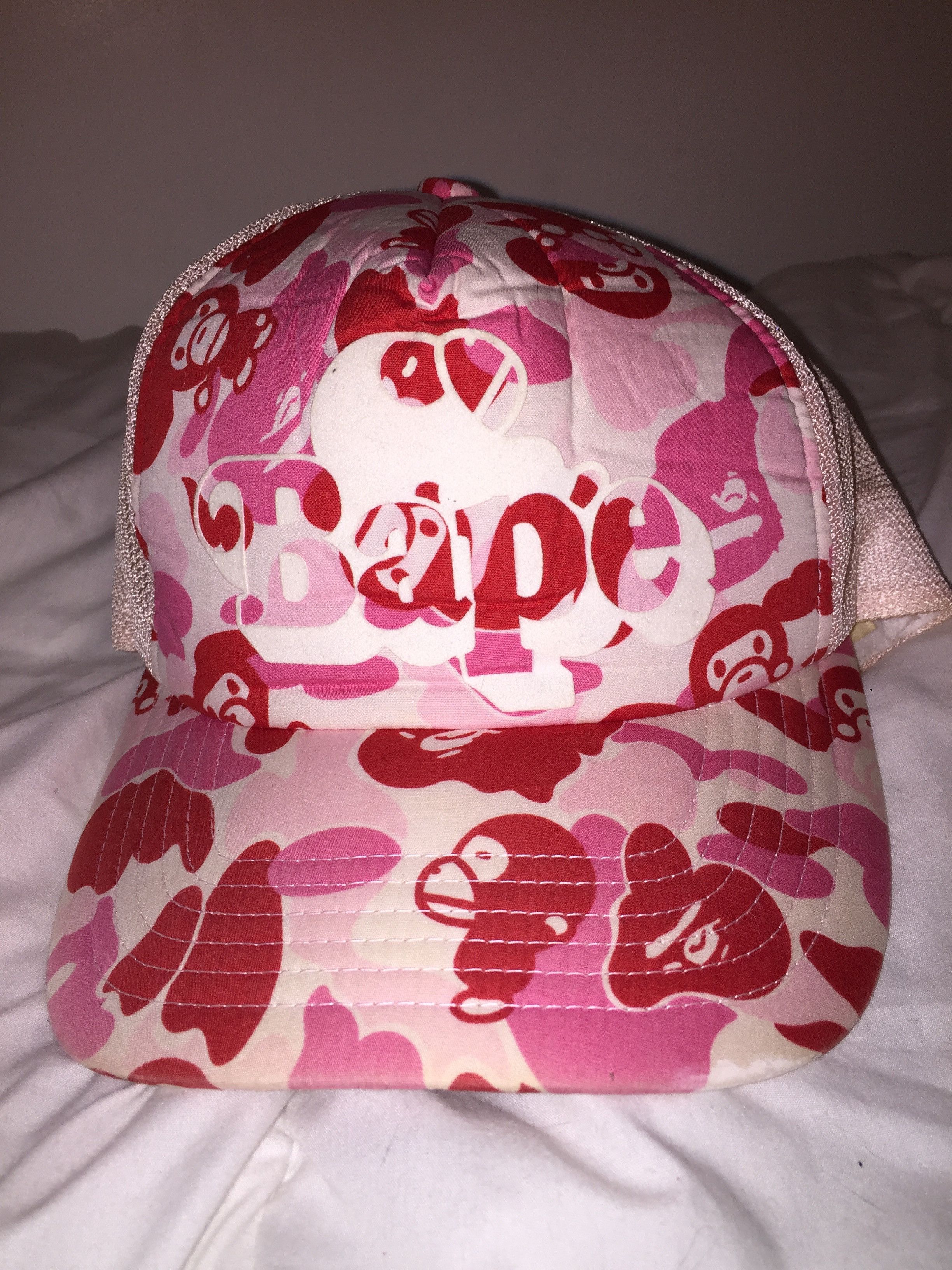 Bape BAPE PINK CAMO HAT Size ONE SIZE - 1 Preview