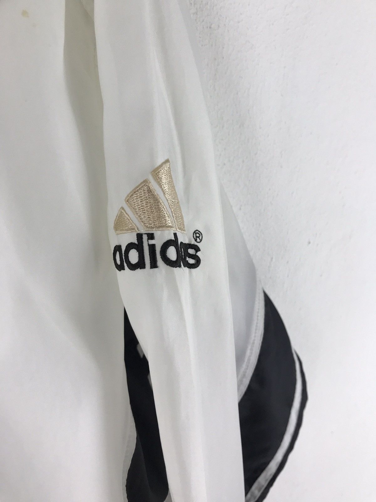 Adidas VINTAGE 90s ADIDAS LIGHT JACKET Size US S / EU 44-46 / 1 - 5 Thumbnail