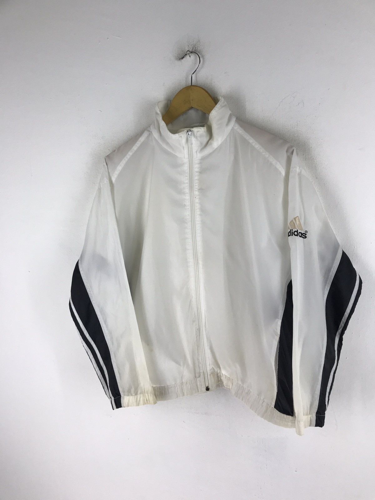 Adidas VINTAGE 90s ADIDAS LIGHT JACKET Size US S / EU 44-46 / 1 - 3 Thumbnail