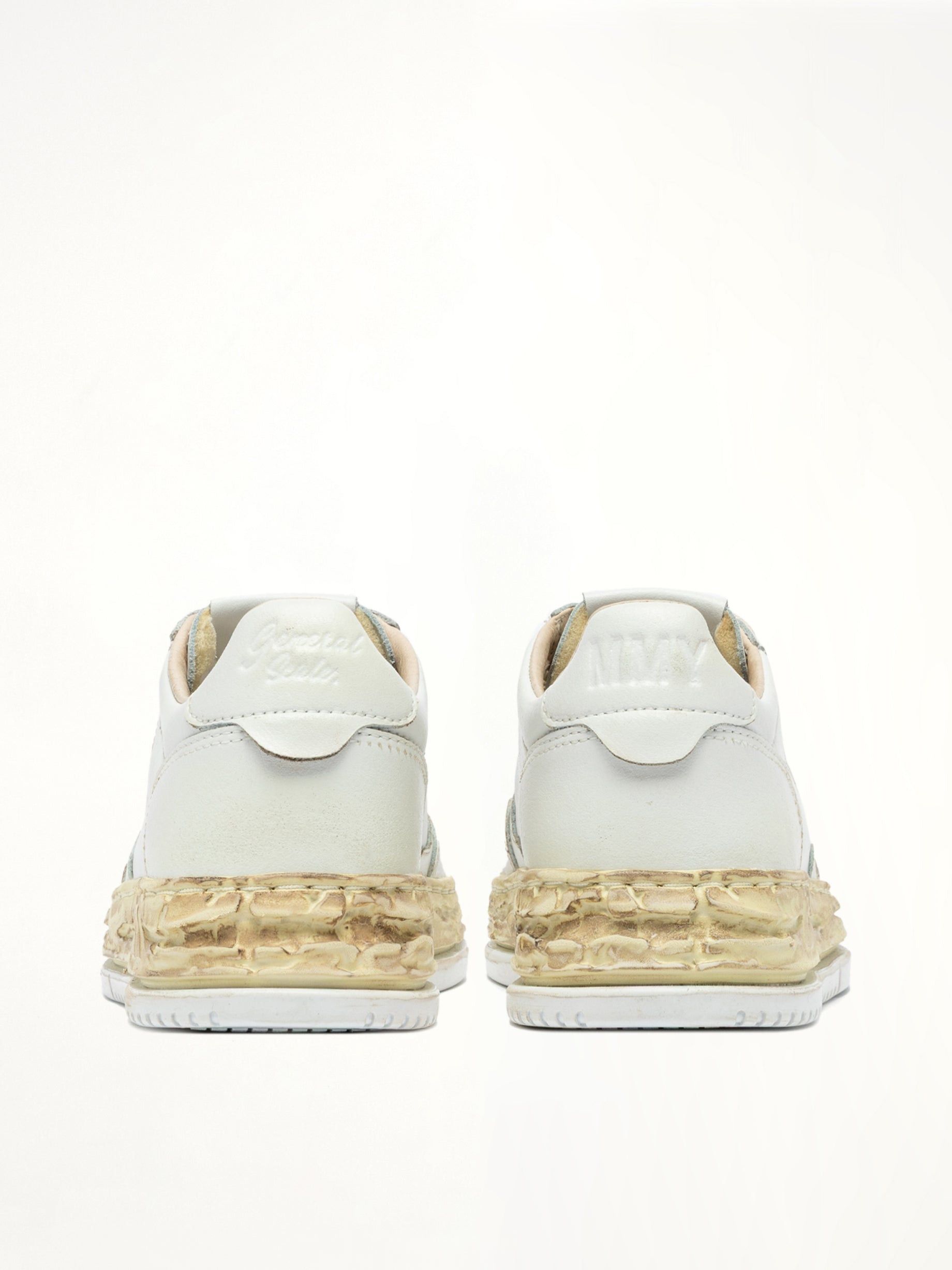 Mmy Super Vintage Low Sneaker In White, Men's (Size 13) — image 5 of 6