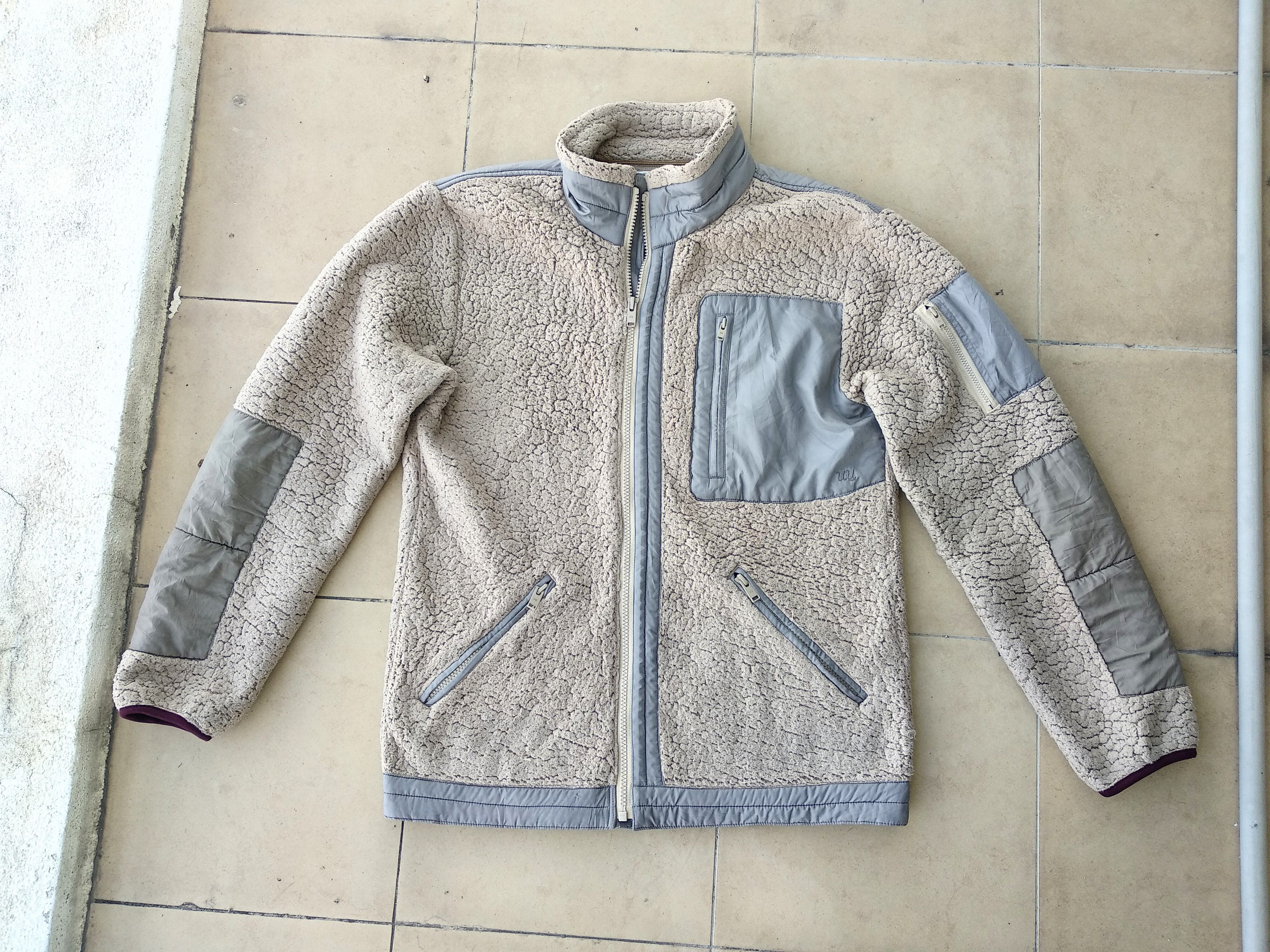 Jun Takahashi Jun takashi Undercover X Uniqlo Sherpa jacket Size US M / EU 48-50 / 2 - 1 Thumbnail