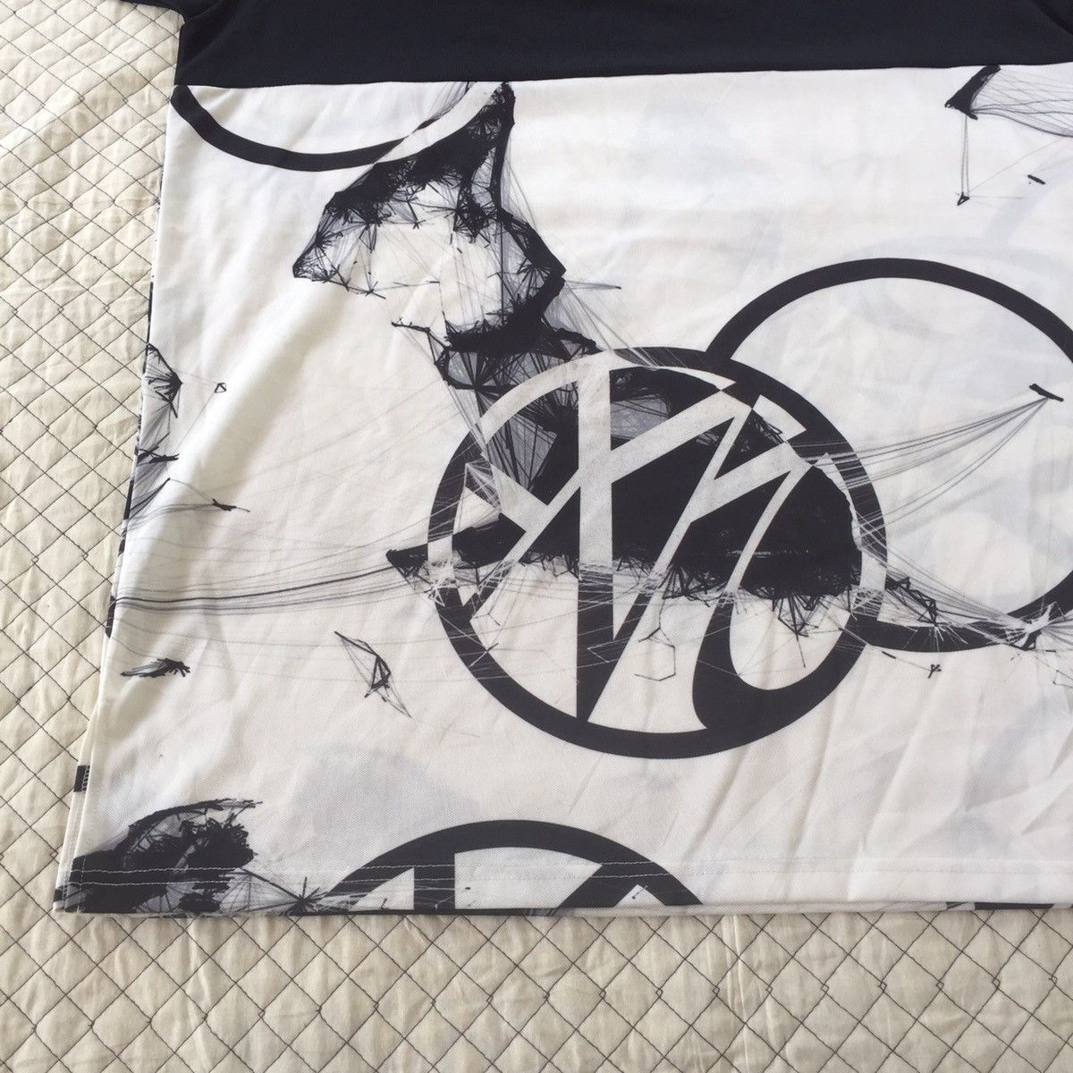 Japanese Brand Japan Brand 24 Karats Two Toned Tee Size US M / EU 48-50 / 2 - 2 Thumbnail