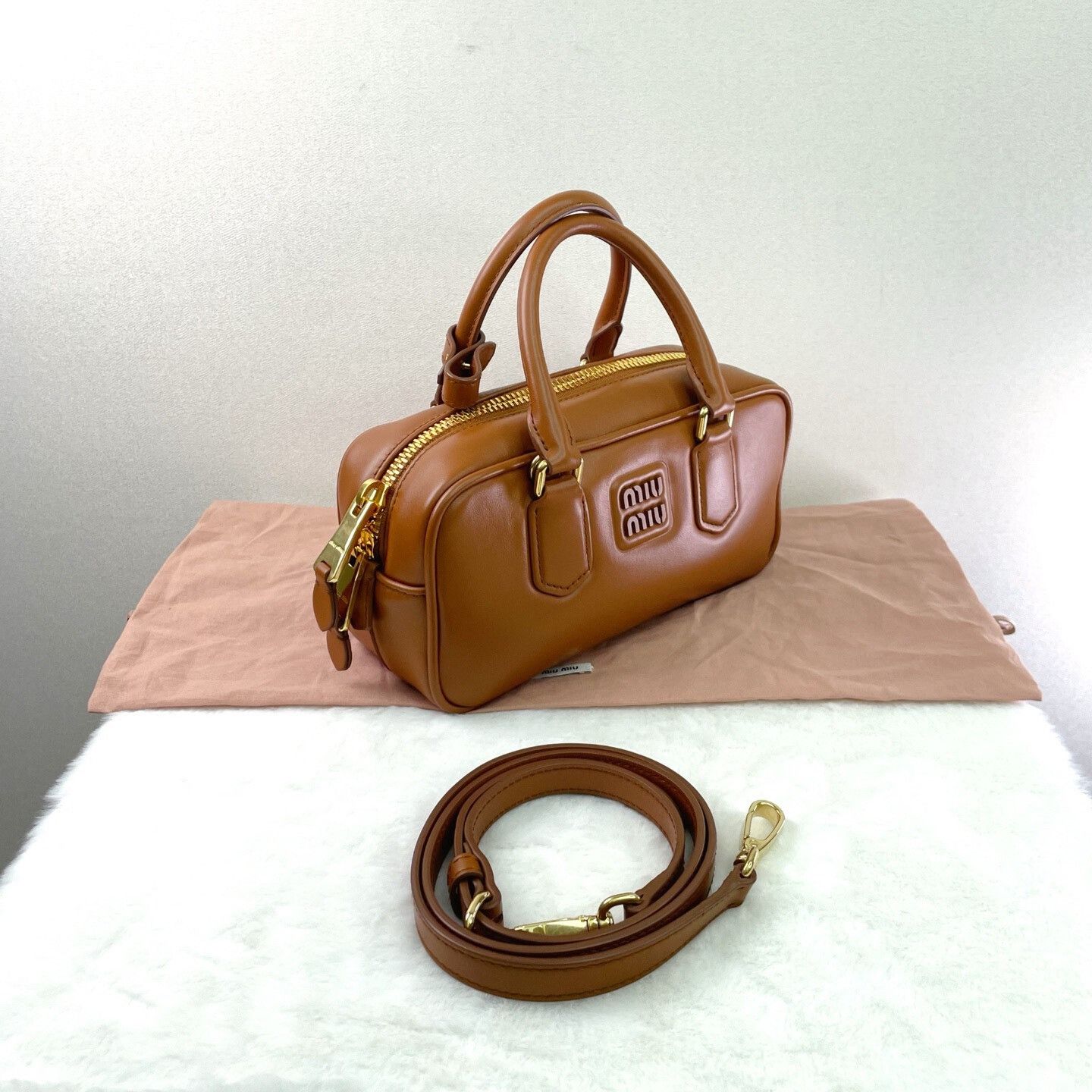 Miu Miu Miu Miu Arcadie Leather Bowling Bag Size ONE SIZE - 5 Thumbnail