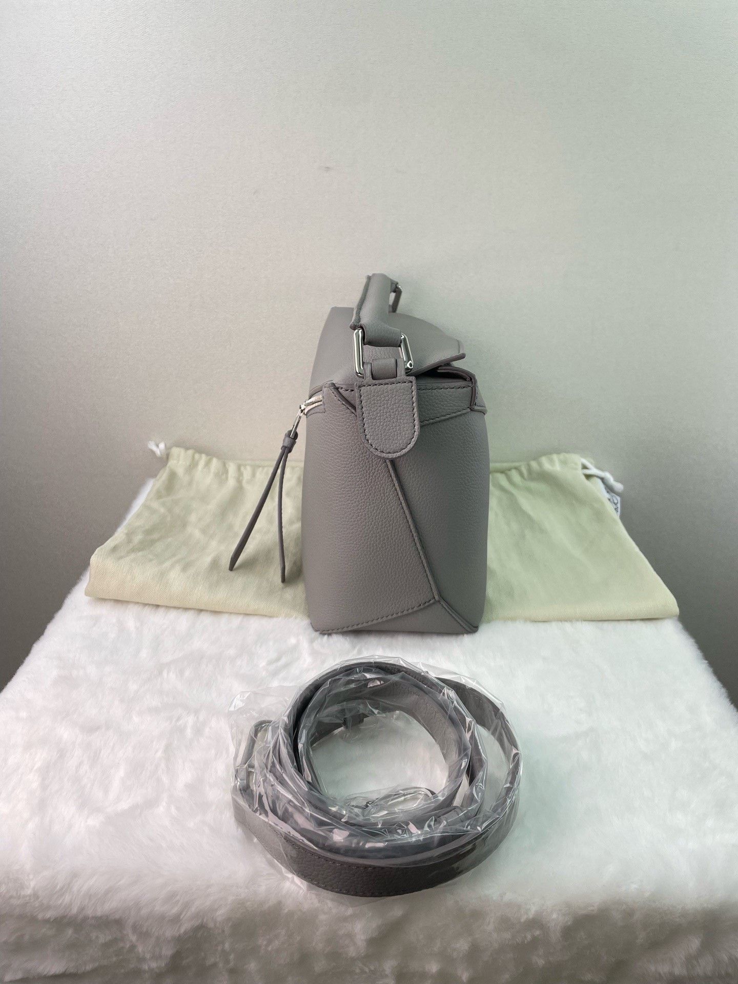 Loewe Loewe Puzzle Edge Leather Handbag Size ONE SIZE - 7 Thumbnail