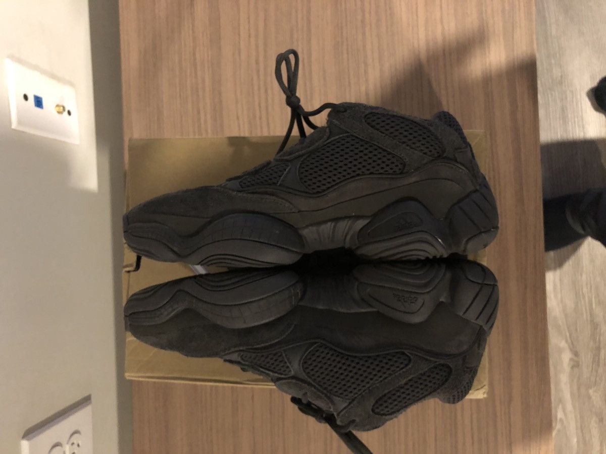Adidas Yeezy 500 Utility Black Size US 10 / EU 43 - 3 Thumbnail