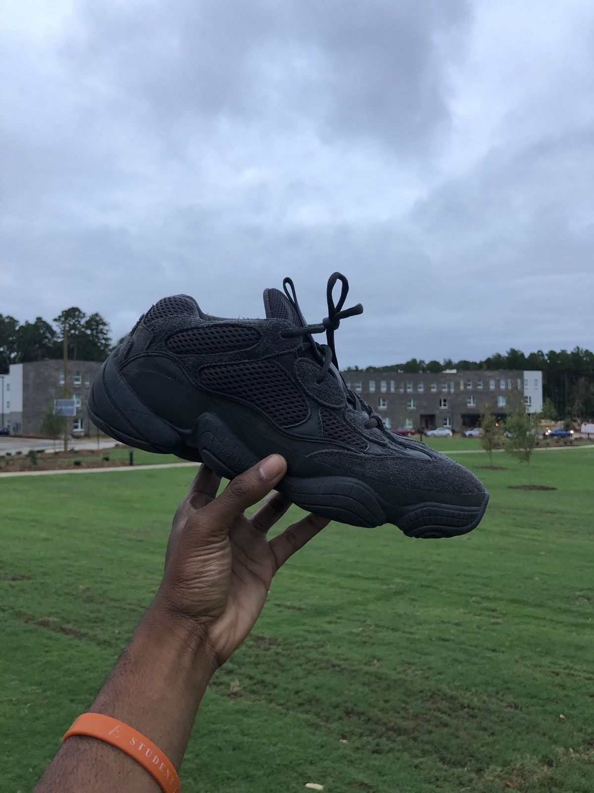 Adidas Yeezy 500 Utility Black Size US 10 / EU 43 - 1 Thumbnail