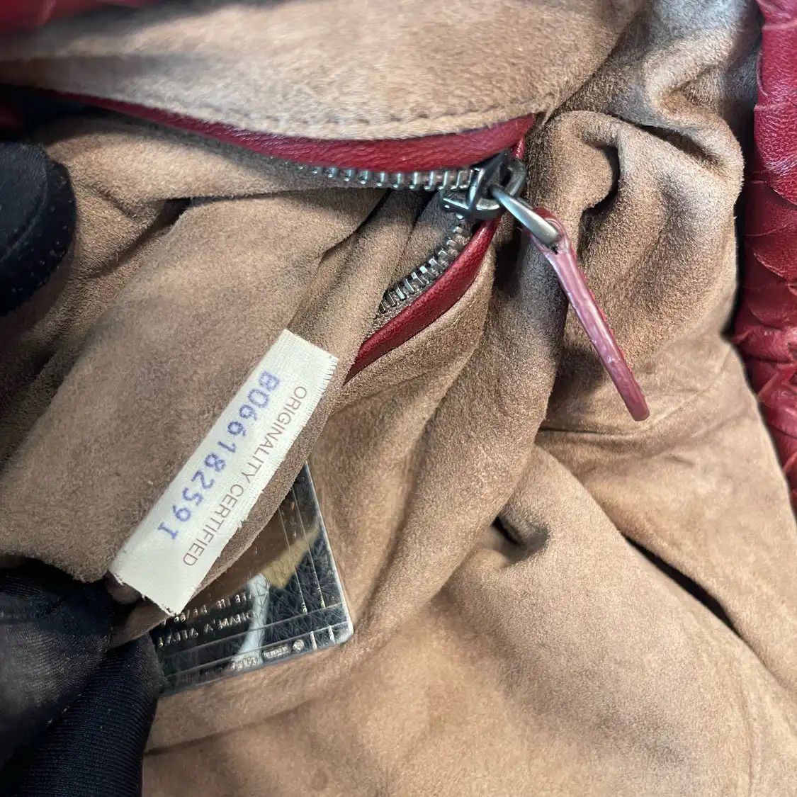 Bottega Veneta BOTTEGA VENETA The Lauren red sheepskin clutch Size ONE SIZE - 14 Thumbnail