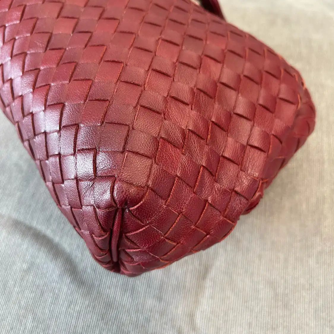 Bottega Veneta BOTTEGA VENETA The Lauren red sheepskin clutch Size ONE SIZE - 11 Thumbnail