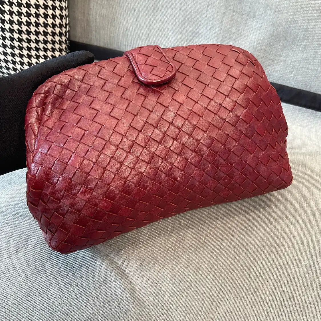 Bottega Veneta BOTTEGA VENETA The Lauren red sheepskin clutch Size ONE SIZE - 17 Thumbnail