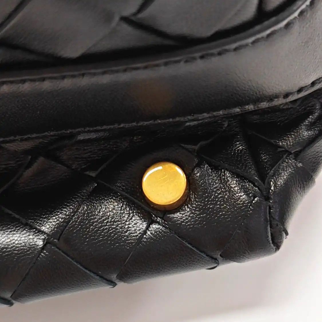 Bottega Veneta BOTTEGA VENETA Candy Wallace micro black cowhide leather woven handbag gold hard Size ONE SIZE - 8 Thumbnail