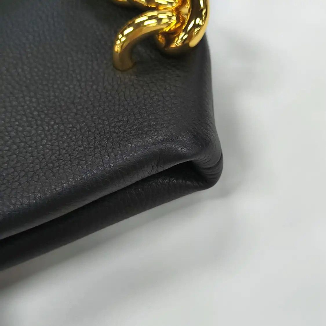 Bottega Veneta BOTTEGA VENETA Chain black cowhide leather handbag shoulder bag Size ONE SIZE - 12 Thumbnail
